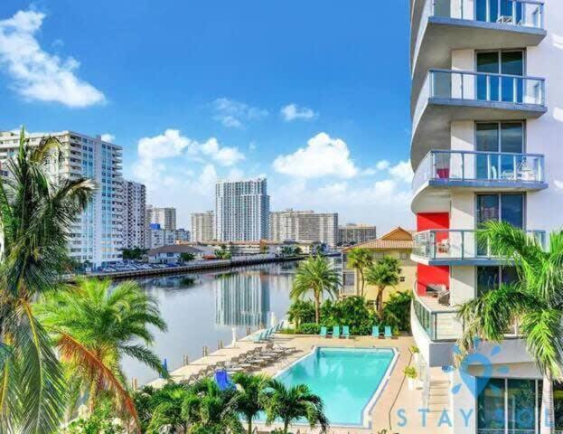 Infinite View With Balcony,Pool Plus Near Beach Hallandale Beach Exteriér fotografie