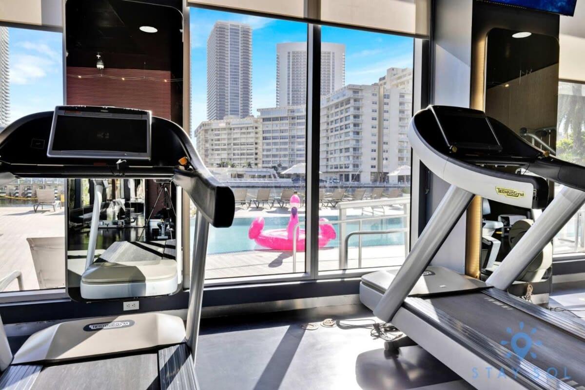 Infinite View With Balcony,Pool Plus Near Beach Hallandale Beach Exteriér fotografie